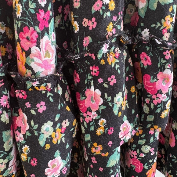 btween Black Floral Mini Skirt - Picture 2 of 5